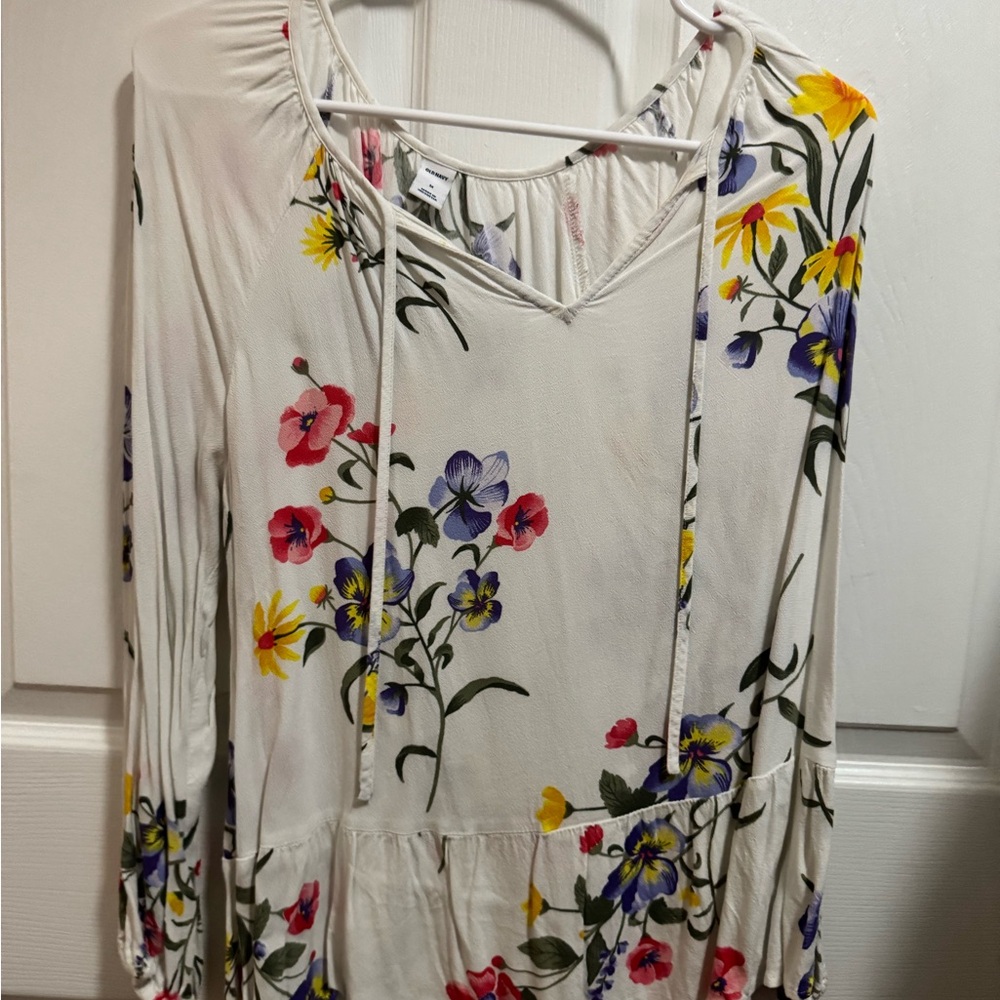 Old Navy Floral Blouse - White with Multicolor Flowers